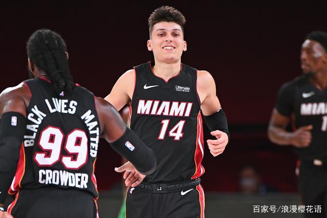 护住篮板 护住篮板