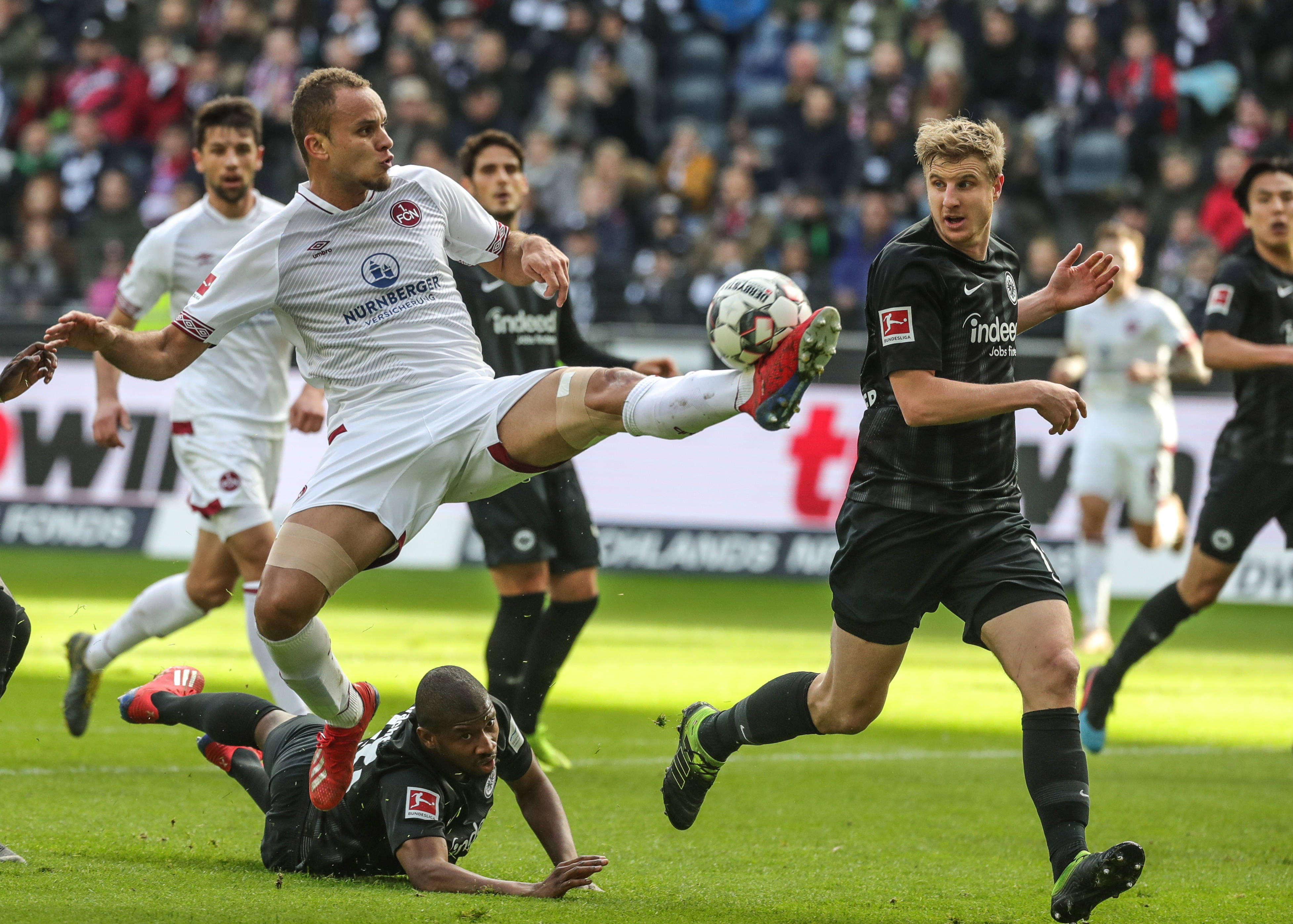 赛进入季后 赛进入季后